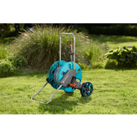 GARDENA Schlauchwagen CleverRoll M Set, Schlauchhalter mit Schlauch, Systemteilen, Spritze